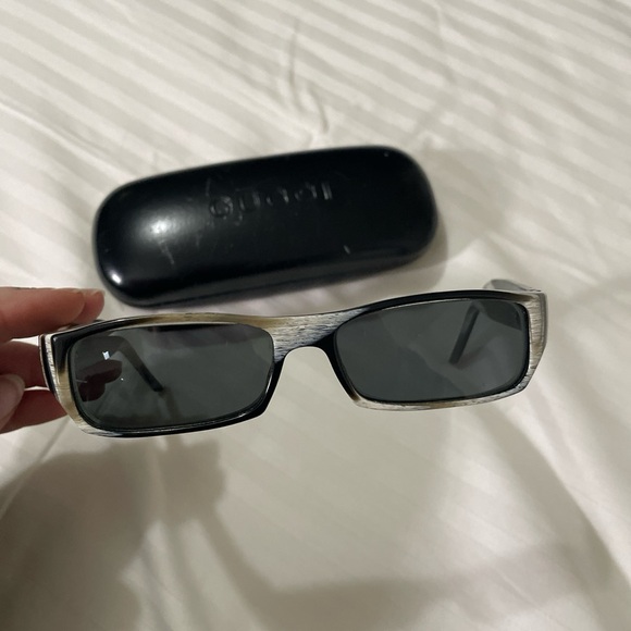 90’s Gucci readers - Picture 6 of 6